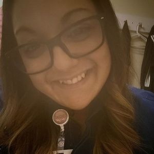 Meet your Posher, Liza